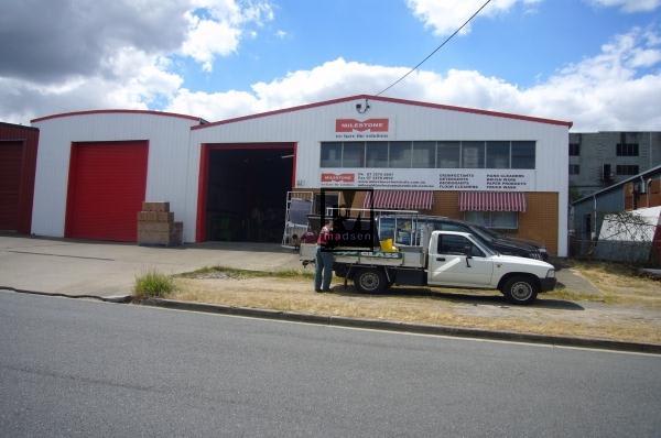 Click to view all images Whole/3 Staple Street Seventeen Mile Rocks QLD 4073 - Image 1