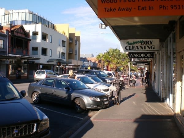 Click to view all images 104 Ormond Road Elwood VIC 3184 - Image 3