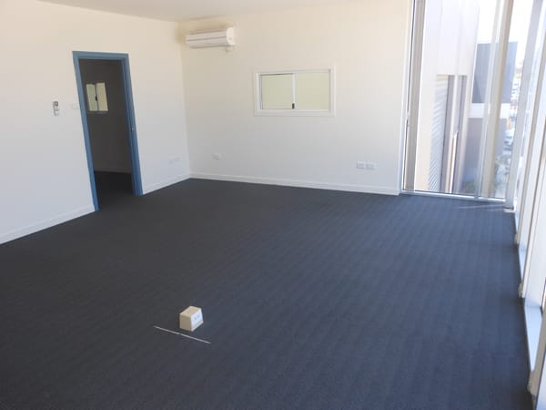 Click to view all images 4/820 Princes Highway Springvale VIC 3171 - Image 2