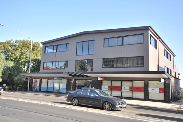 Click to view all images 3.02/5 - 7 Devlin Street Ryde NSW 2112 - Image 2