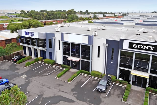 Click to view all images 2/200 Wellington Road Clayton VIC 3168 - Image 1