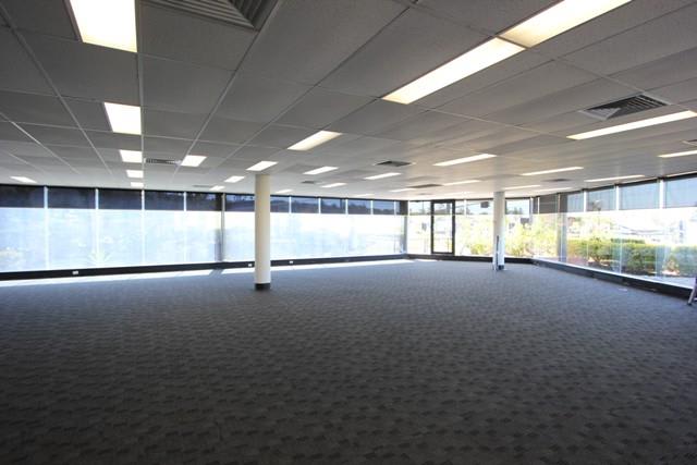 Click to view all images Taringa QLD 4068 - Image 3