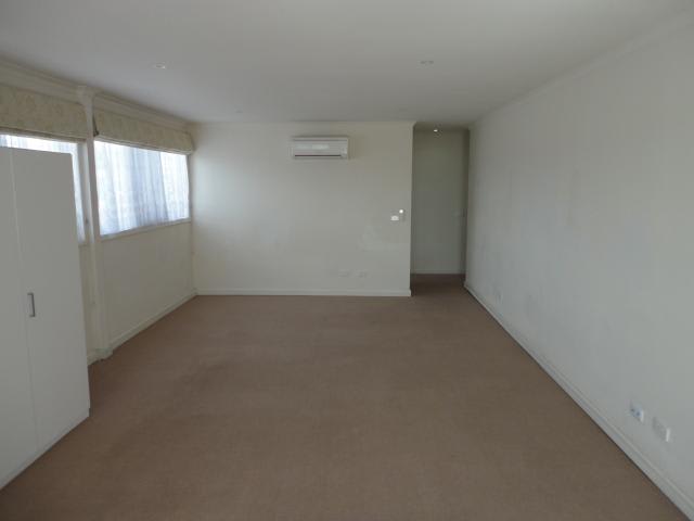 Click to view all images Level 2/880 Canterbury Box Hill VIC 3128 - Image 3