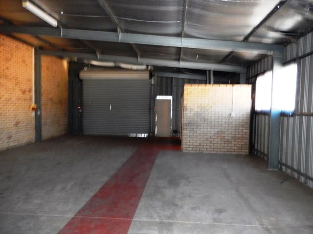 Click to view all images Unit 5 //125-129 Welshpool Road Welshpool WA 6106 - Image 3