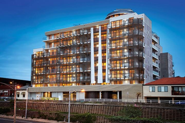 Click to view all images 13 Wellington Street Windsor VIC 3181 - Image 2