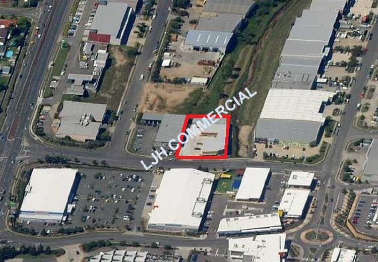 Click to view all images 1 - 4/6 Webber Drive Browns Plains QLD 4118 - Image 1