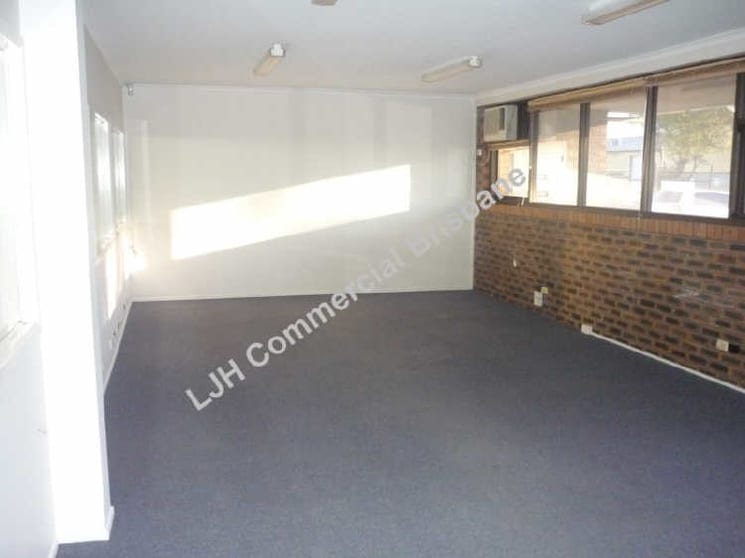 Click to view all images 54 Reginald Street Rocklea QLD 4106 - Image 2