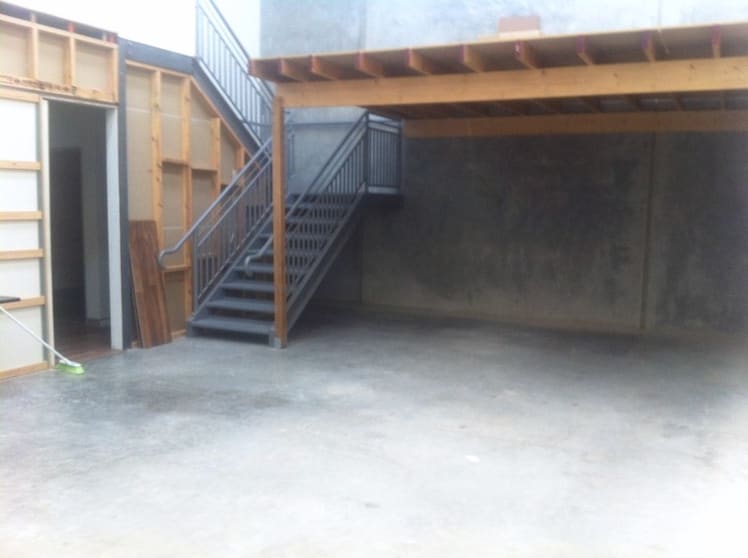 Click to view all images Unit 5 - 48 Lindon Court Tullamarine VIC 3043 - Image 3
