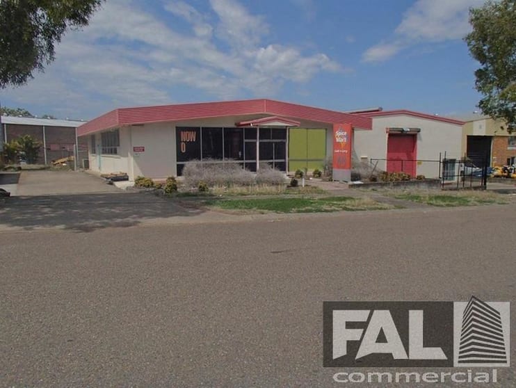 Click to view all images 49 Colebard St E Acacia Ridge QLD 4110 - Image 2
