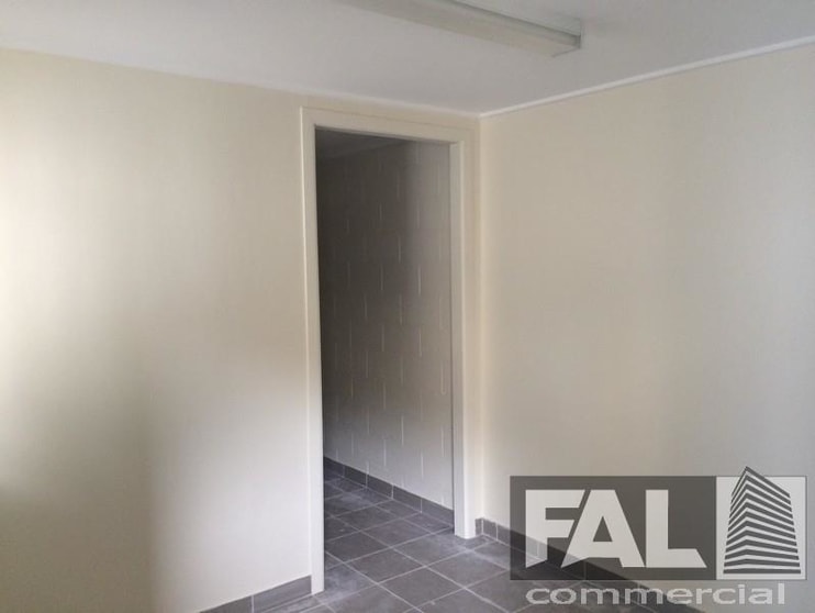 Click to view all images Coopers Plains QLD 4108 - Image 3