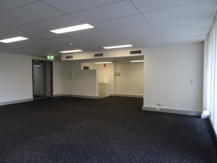 Click to view all images Hornsby NSW 2077 - Image 3