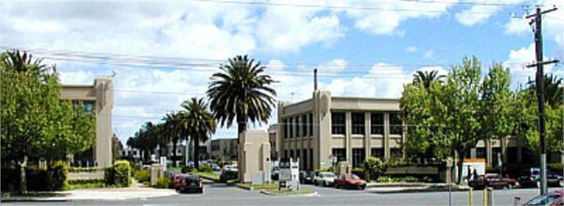 Click to view all images 3 Westside Avenue (Through To Bayside Avenue) Port Melbourne VIC 3207 - Image 3