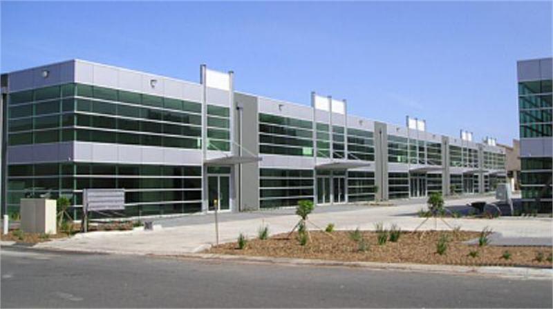 Click to view all images 3 Westside Avenue (Through To Bayside Avenue) Port Melbourne VIC 3207 - Image 3