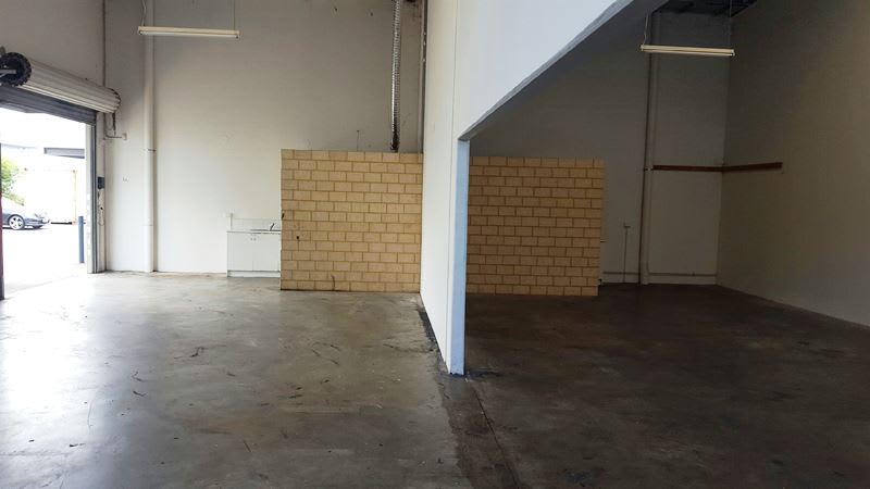 Click to view all images Unit 2 /52-54 Kent Street Cannington WA 6107 - Image 3