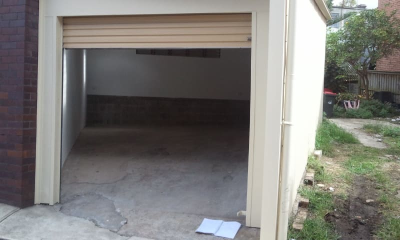Click to view all images 3 Bray Lane Newtown NSW 2042 - Image 1