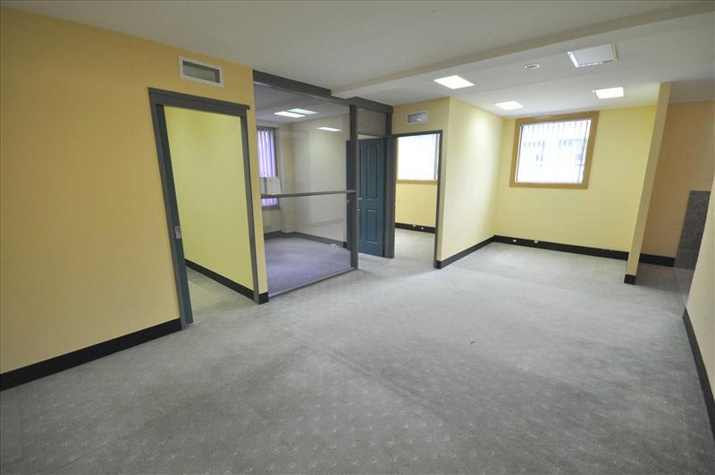 Click to view all images 1b Villiers Street Parramatta NSW 2150 - Image 3