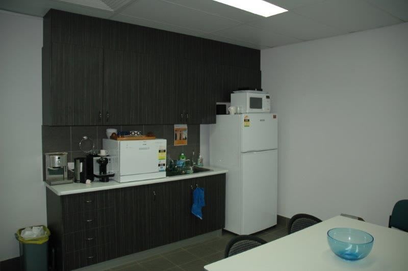 Click to view all images 41 Woongarra Street Bundaberg Central QLD 4670 - Image 2