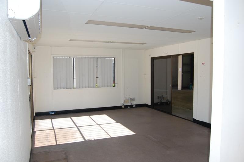 Click to view all images Kippa-ring QLD 4021 - Image 2