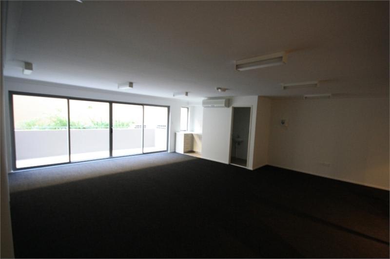 Click to view all images Mona Vale NSW 2103 - Image 3