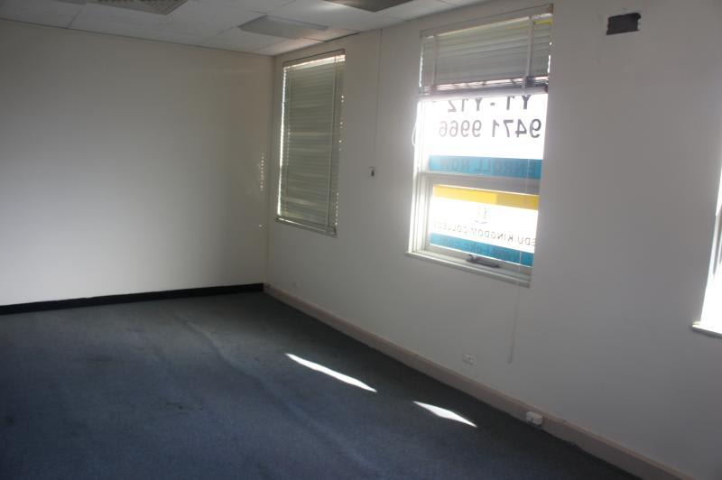 Click to view all images Suite 5, 393-401 High Street Preston VIC 3072 - Image 3