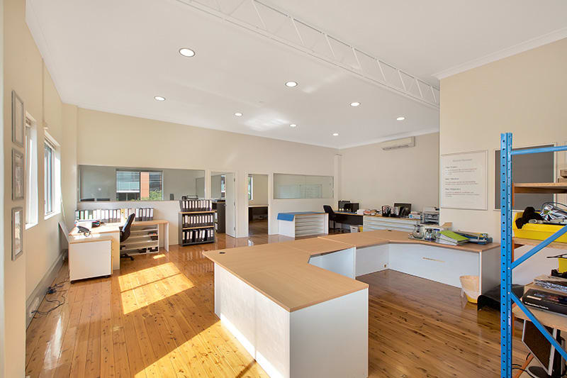 Click to view all images 92 Dunning Avenue Rosebery NSW 2018 - Image 2