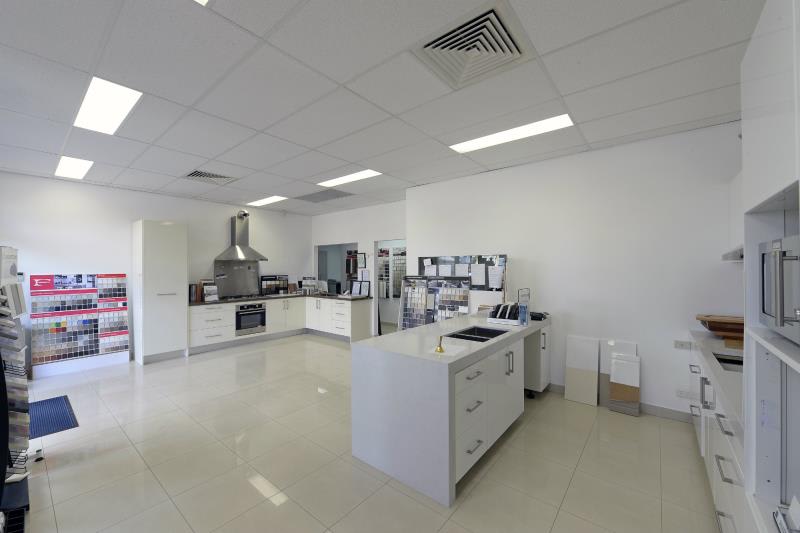 Click to view all images 7-11 Ruby Street Burwood East VIC 3151 - Image 3