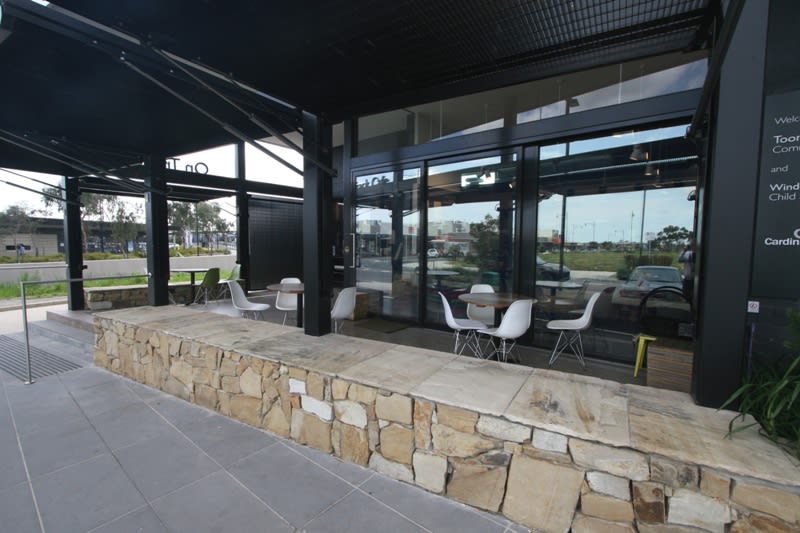 Click to view all images 18 Golden Green Street Pakenham VIC 3810 - Image 2