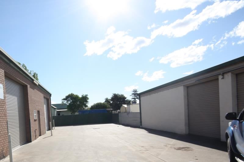 Click to view all images 1/4 Walter Street Singleton NSW 2330 - Image 3