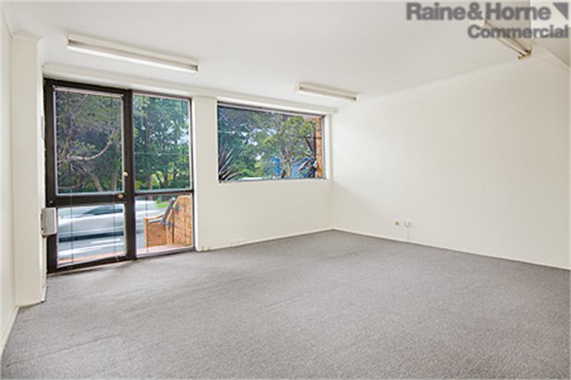 Click to view all images Terrace 18/130-134 Pacific Highway St Leonards NSW 2065 - Image 1