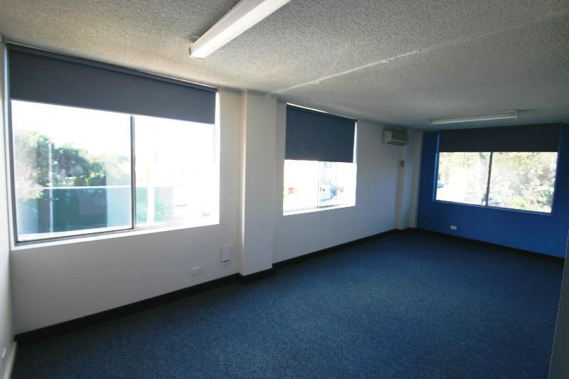 Click to view all images 139 Alexander Street Crows Nest NSW 2065 - Image 2