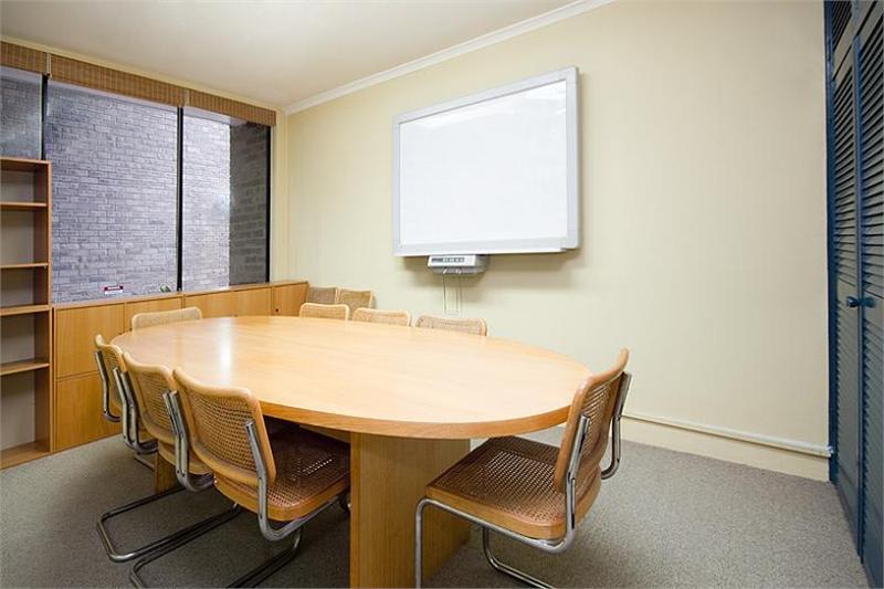Click to view all images Unit 12/177-199 Pacific Highway North Sydney NSW 2060 - Image 3