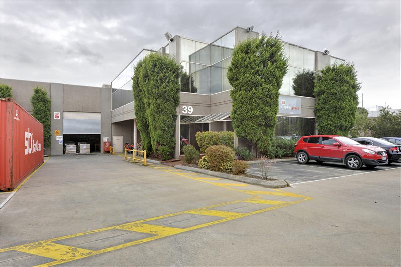 Click to view all images 39 South Corporate Avenue Rowville VIC 3178 - Image 1