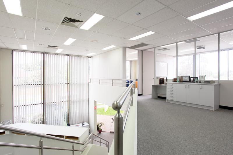 Click to view all images 18 Joseph Street Blackburn North VIC 3130 - Image 2