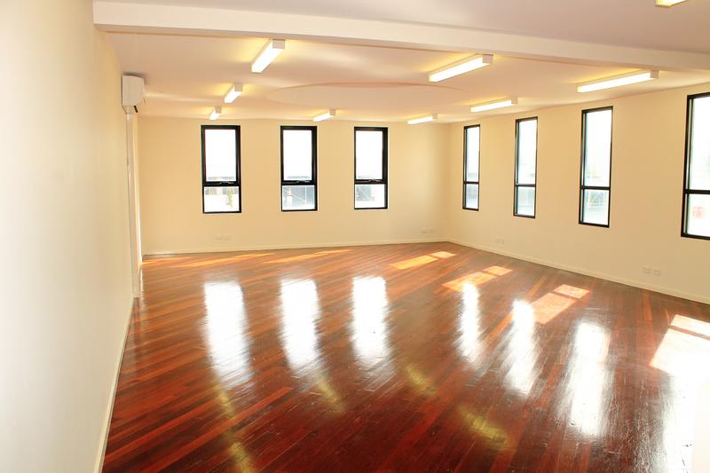 Click to view all images 46 Aster Avenue Carrum Downs VIC 3201 - Image 2