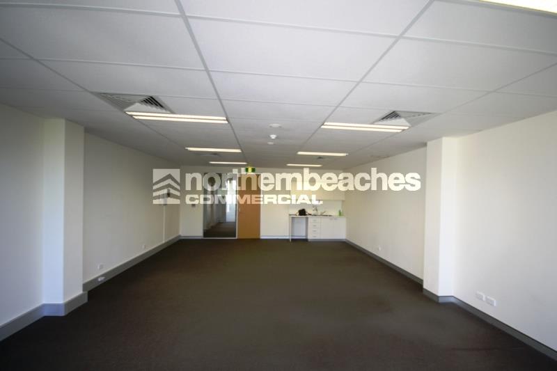 Click to view all images Warriewood NSW 2102 - Image 3