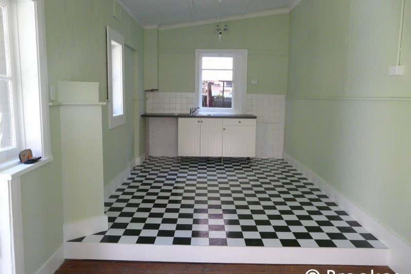 Click to view all images Sutherland NSW 2232 - Image 2