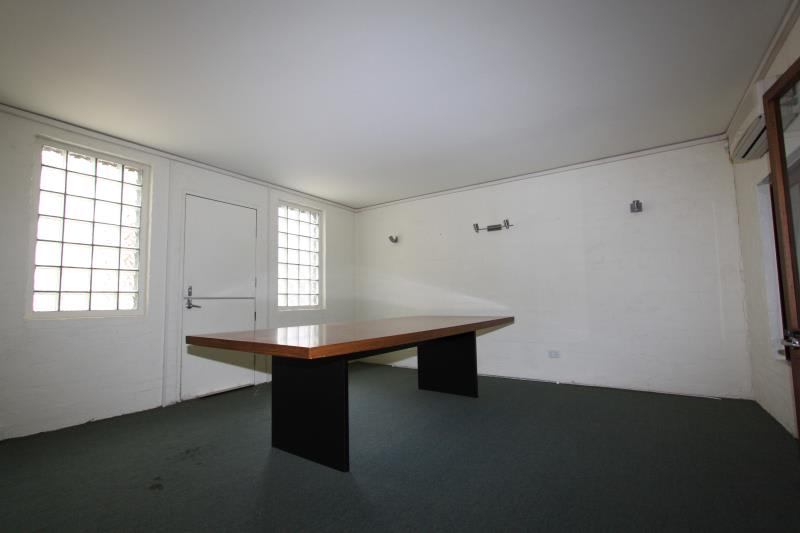 15A Merton Street Albert Park VIC 3206 - Image 2