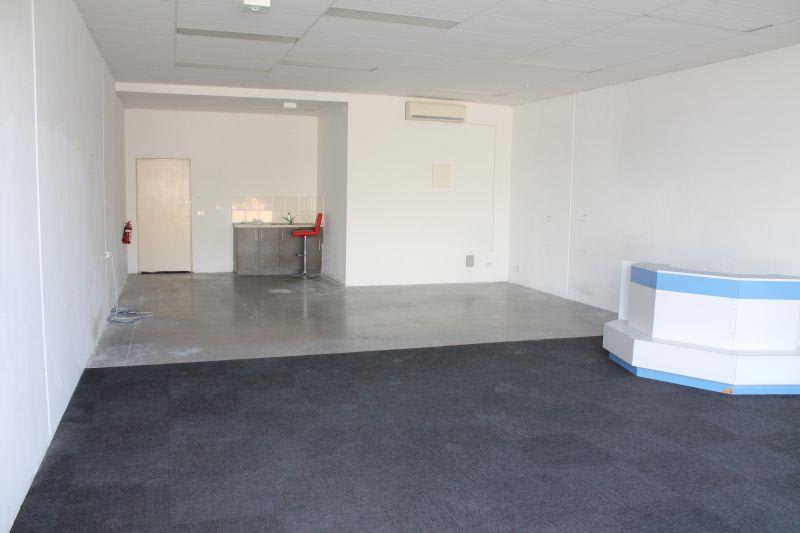 Click to view all images 7/11 John Street Retail Pakenham VIC 3810 - Image 2