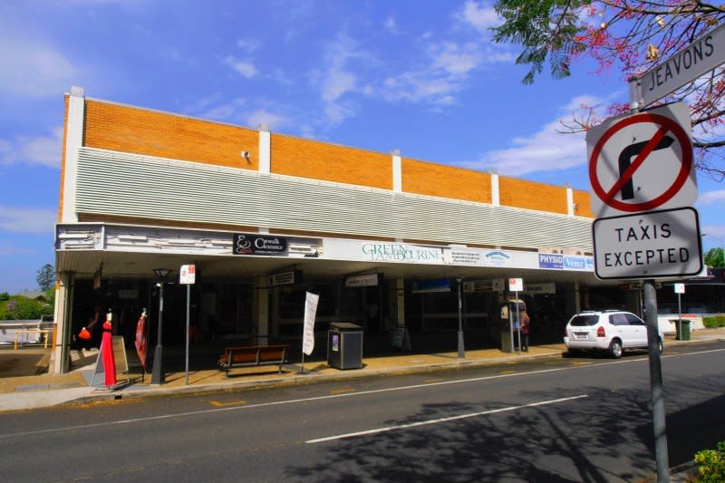 Click to view all images 416 Logan Road Greenslopes QLD 4120 - Image 2