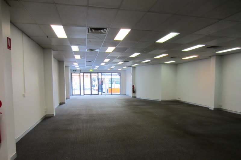 Click to view all images 7 Barratt Street Hurstville NSW 2220 - Image 3