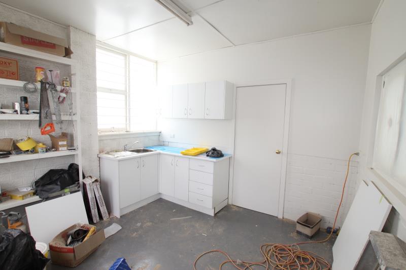 Click to view all images 36 Claremont Avenue Greenacre NSW 2190 - Image 3