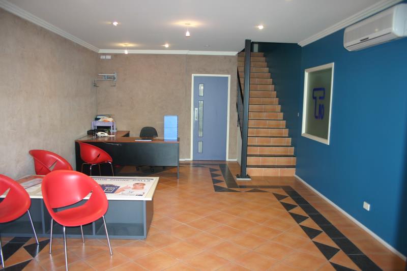 Click to view all images 10/160 Hartley Road Smeaton Grange NSW 2567 - Image 1