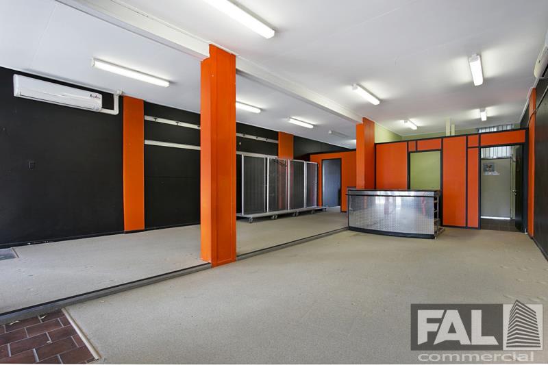 Click to view all images Shop 1 & /10 Dallas Parade Keperra QLD 4054 - Image 2