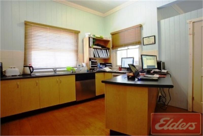 Click to view all images Paddington QLD 4064 - Image 3