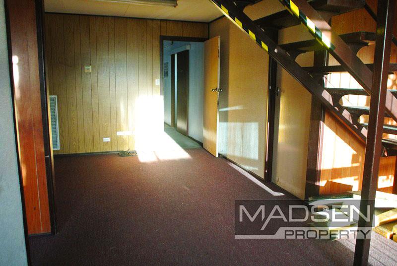 Click to view all images 11 Hasp Street Seventeen Mile Rocks QLD 4073 - Image 2
