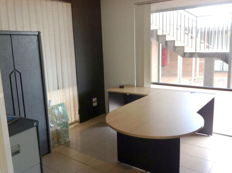 Click to view all images Shop 10/112 Discovery Drive Helensvale QLD 4212 - Image 3