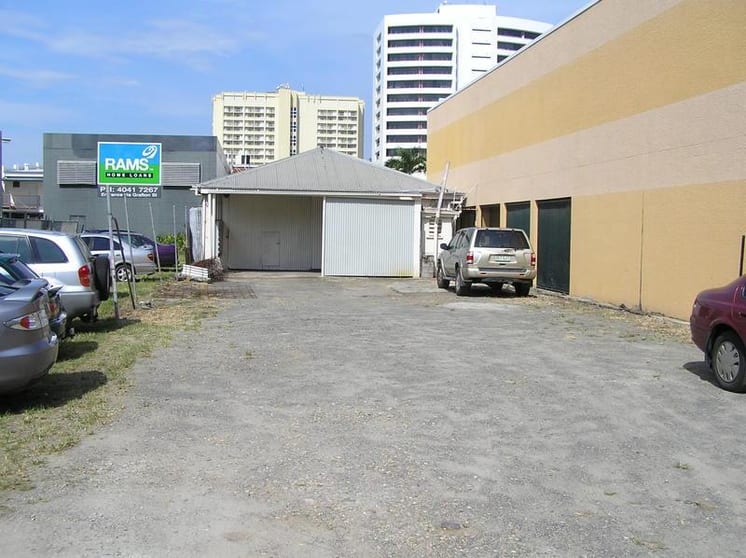 Click to view all images 34 Sheridan Street Cairns QLD 4870 - Image 2