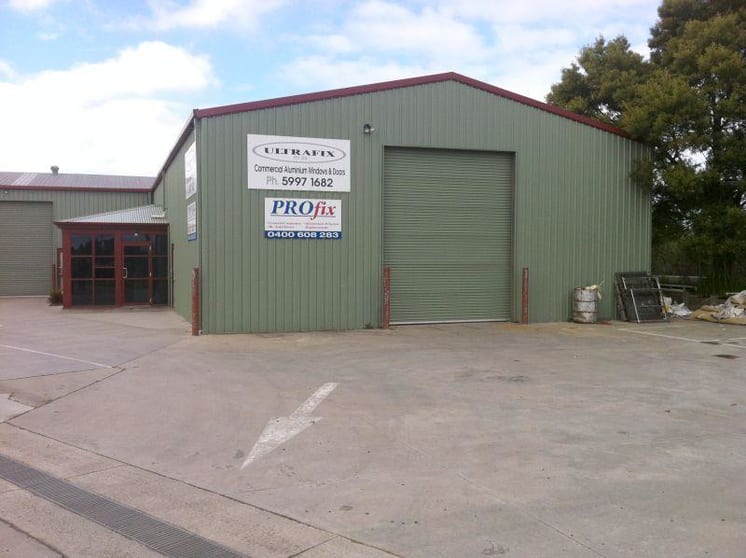 Click to view all images 2/67-69 Station Street Koo Wee Rup VIC 3981 - Image 1