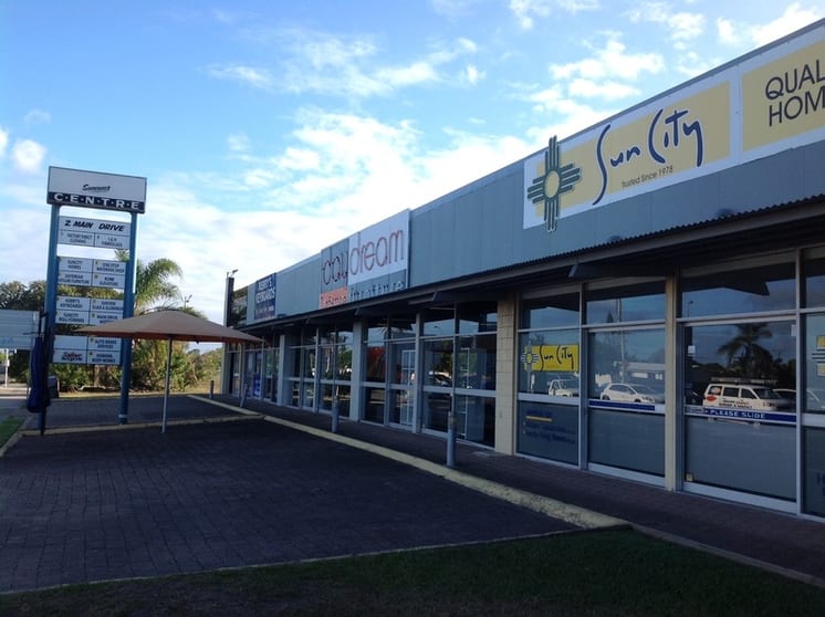 Click to view all images 14/2 Main Drive Warana QLD 4575 - Image 2