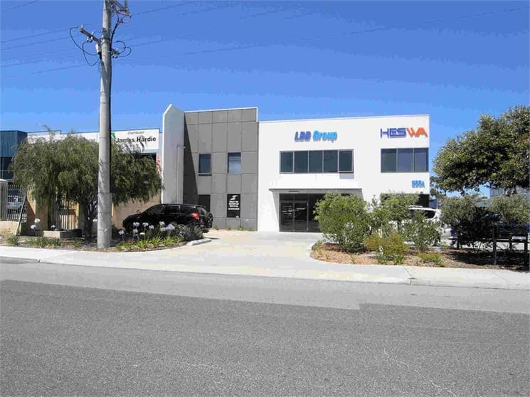 Click to view all images 203A Star Street Welshpool WA 6106 - Image 2